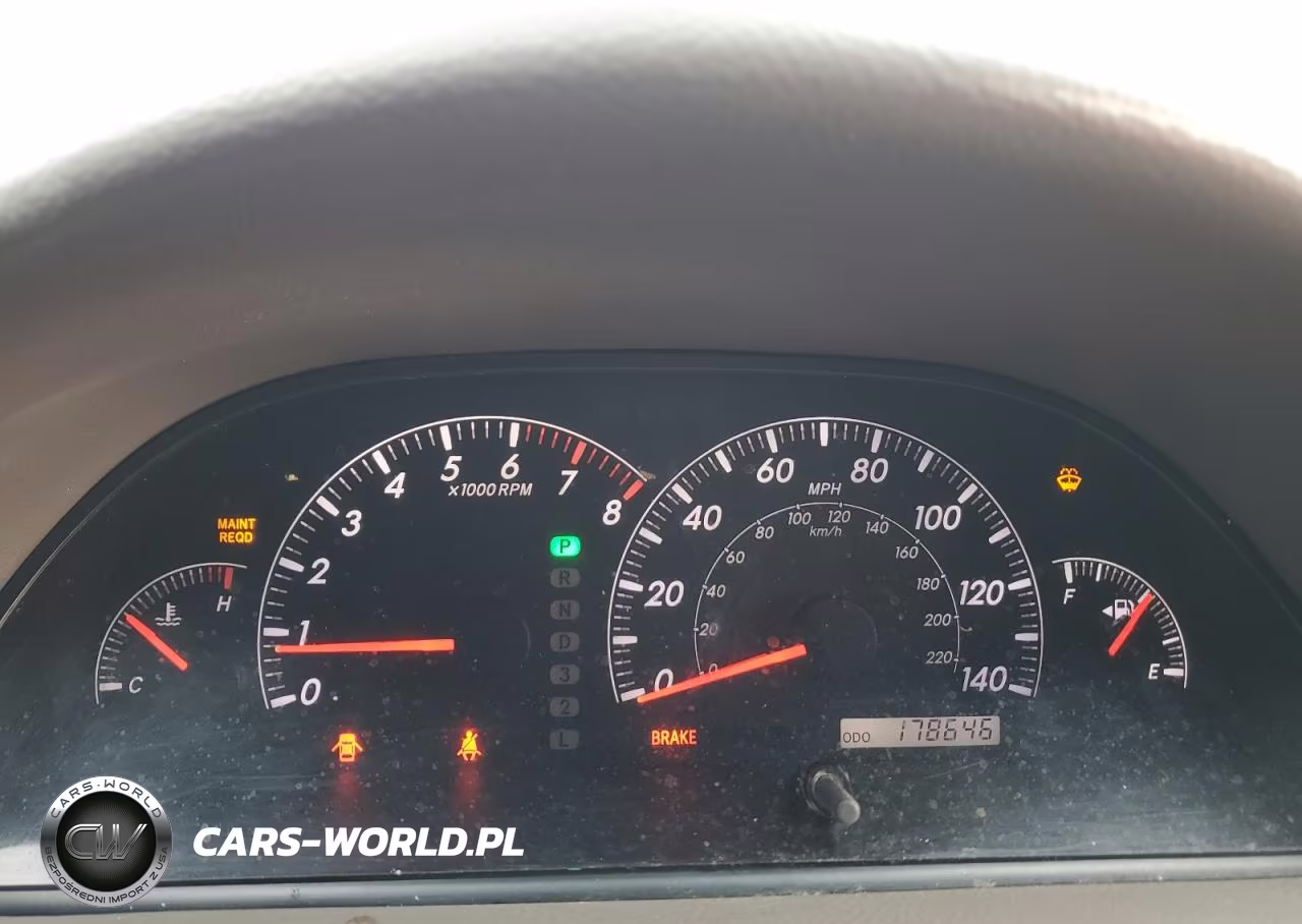 2005 Toyota Camry Le VIN:4T1BE32K05U049088 - 9