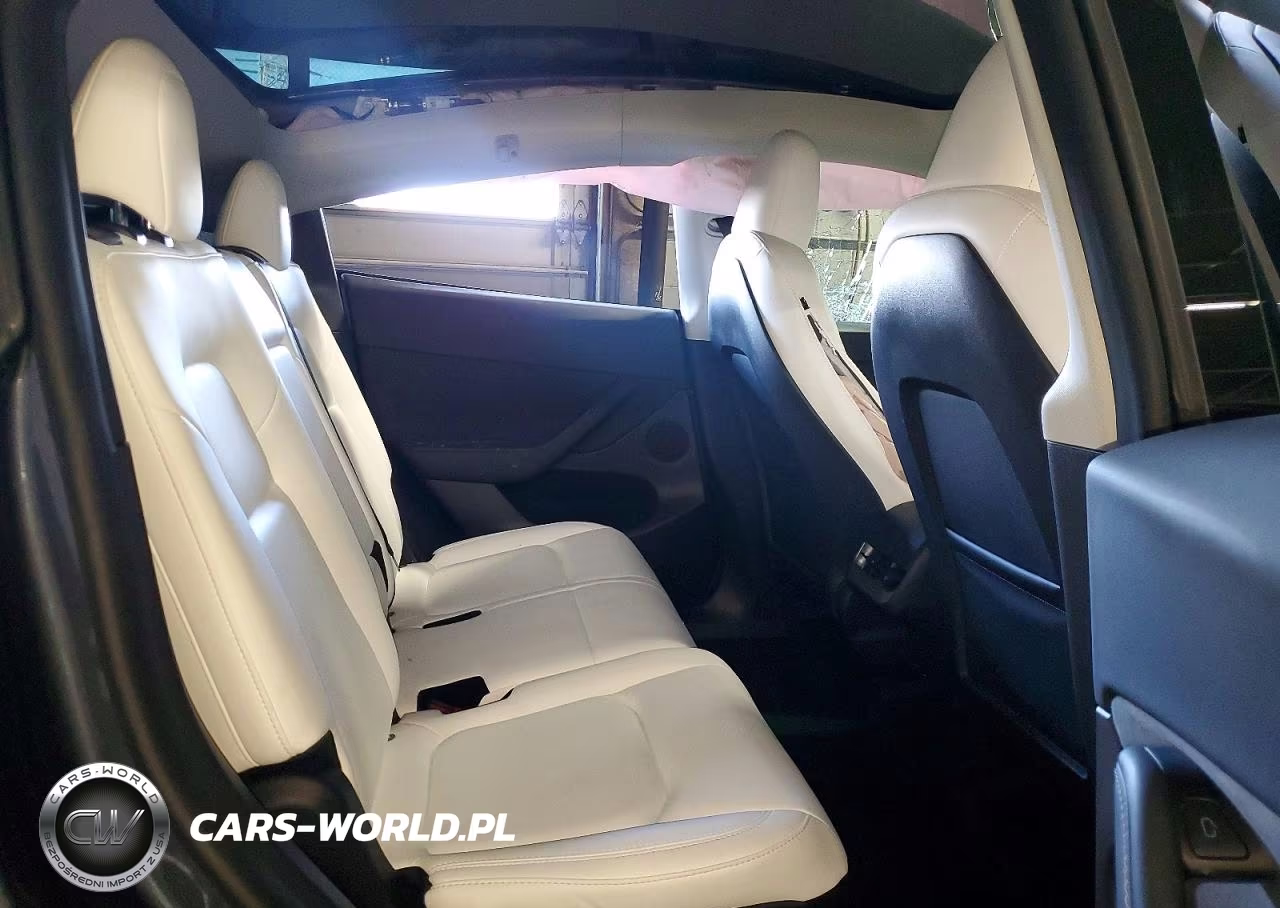 2023 Tesla Model Y VIN:7SAYGAEE0PF967148 - 11
