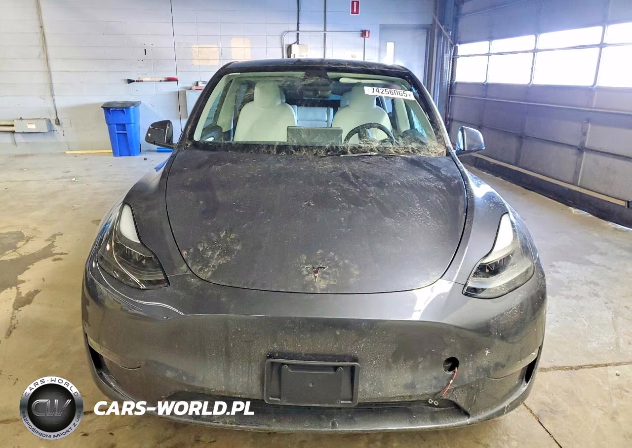 2023 Tesla Model Y VIN:7SAYGAEE0PF967148 - 5