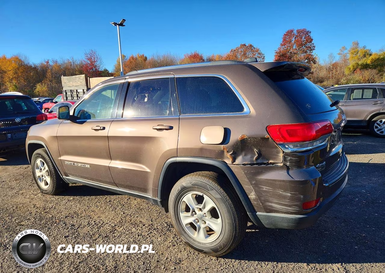 2017 Jeep Grand Cherokee Laredo VIN:1C4RJFAG5HC756310 - 2
