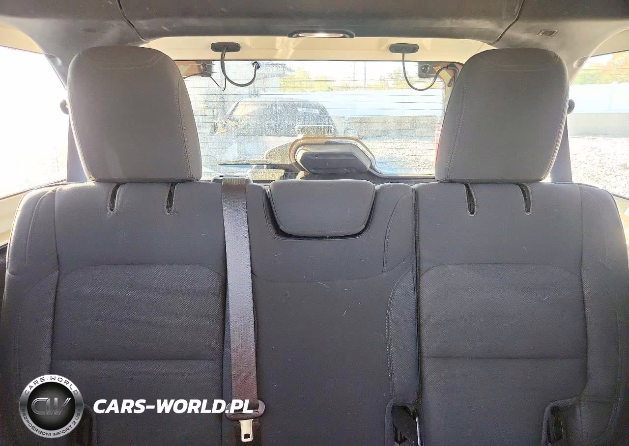 2020 Jeep Wrangler Unlimited Sport VIN:1C4HJXDN3LW299631 - 10