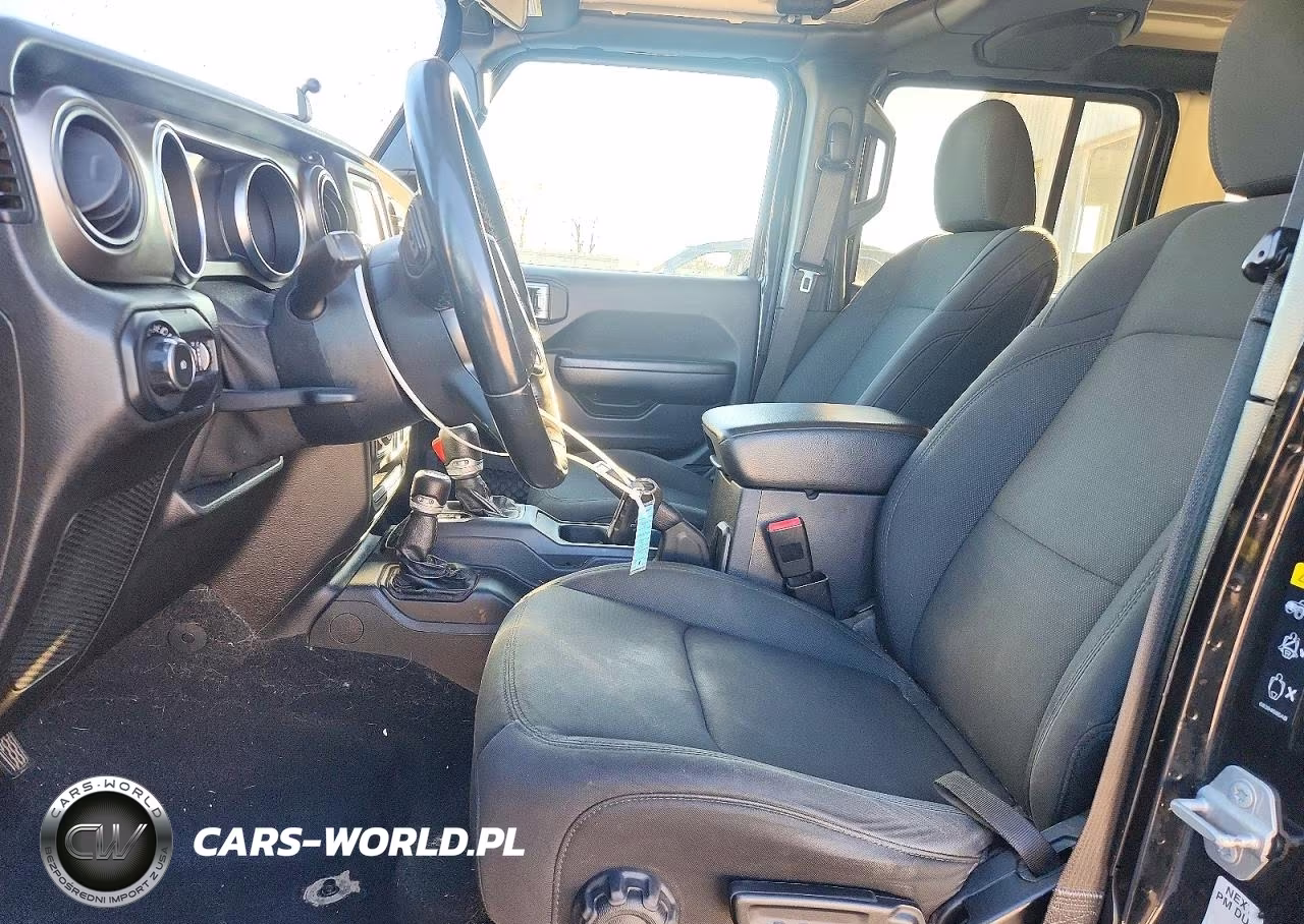 2020 Jeep Wrangler Unlimited Sport VIN:1C4HJXDN3LW299631 - 7