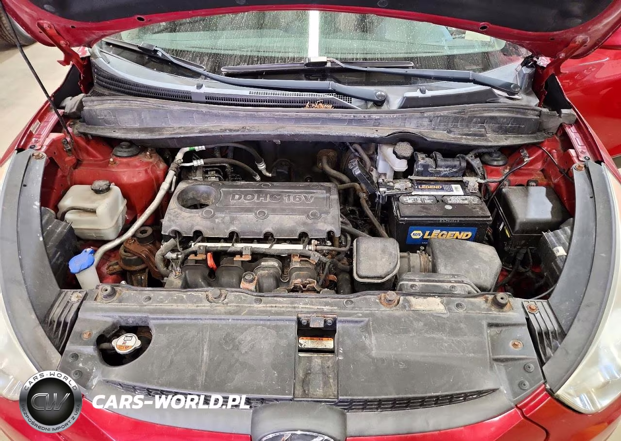2012 Hyundai Tucson Gls VIN:KM8JUCAC2CU491411 - 12