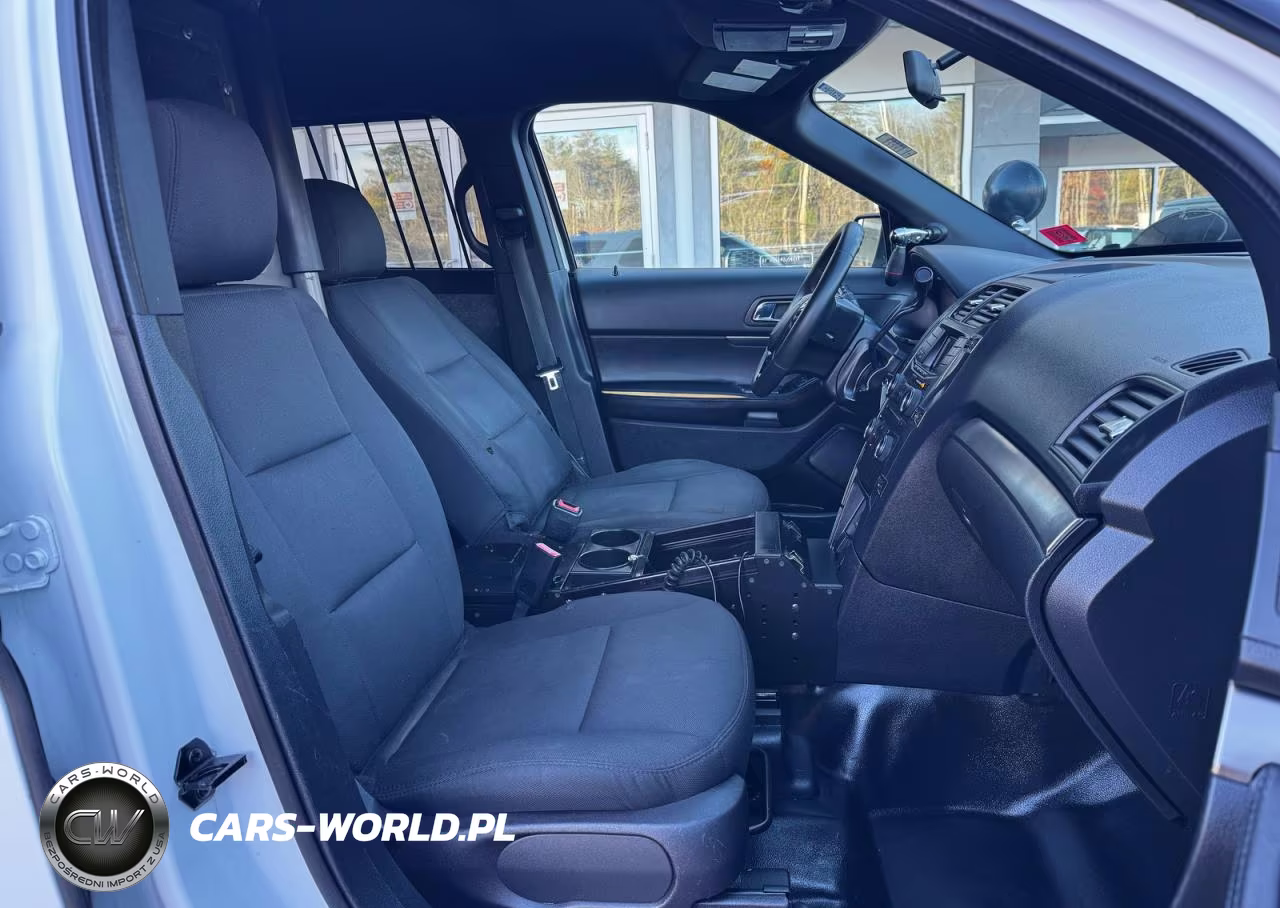 2018 Ford Police Interceptor Utility VIN:1FM5K8AR2JGB69176 - 5
