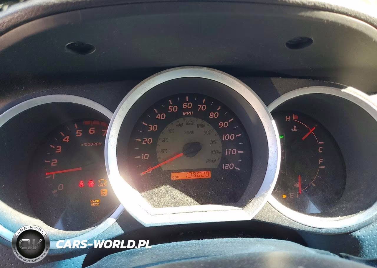 2010 Toyota Tacoma V6 VIN:5TEUU4EN6AZ685608 - 9