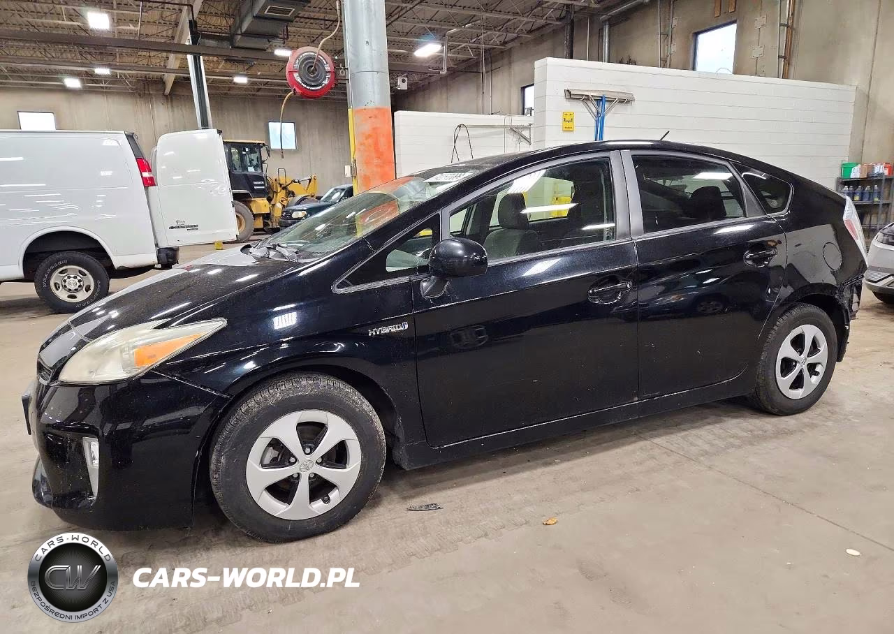 2013 Toyota Prius Two