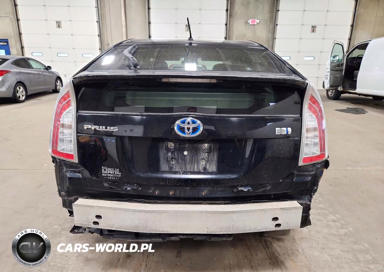 2013 Toyota Prius Two VIN:JTDKN3DU2D1696028 - 6