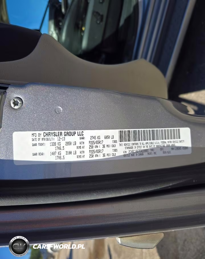 2014 Chrysler Town & Country Touring VIN:2C4RC1BG7ER228881 - 14