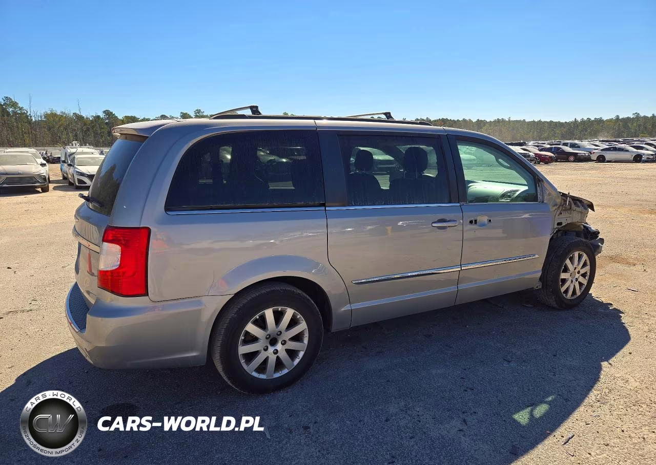 2014 Chrysler Town & Country Touring VIN:2C4RC1BG7ER228881 - 3