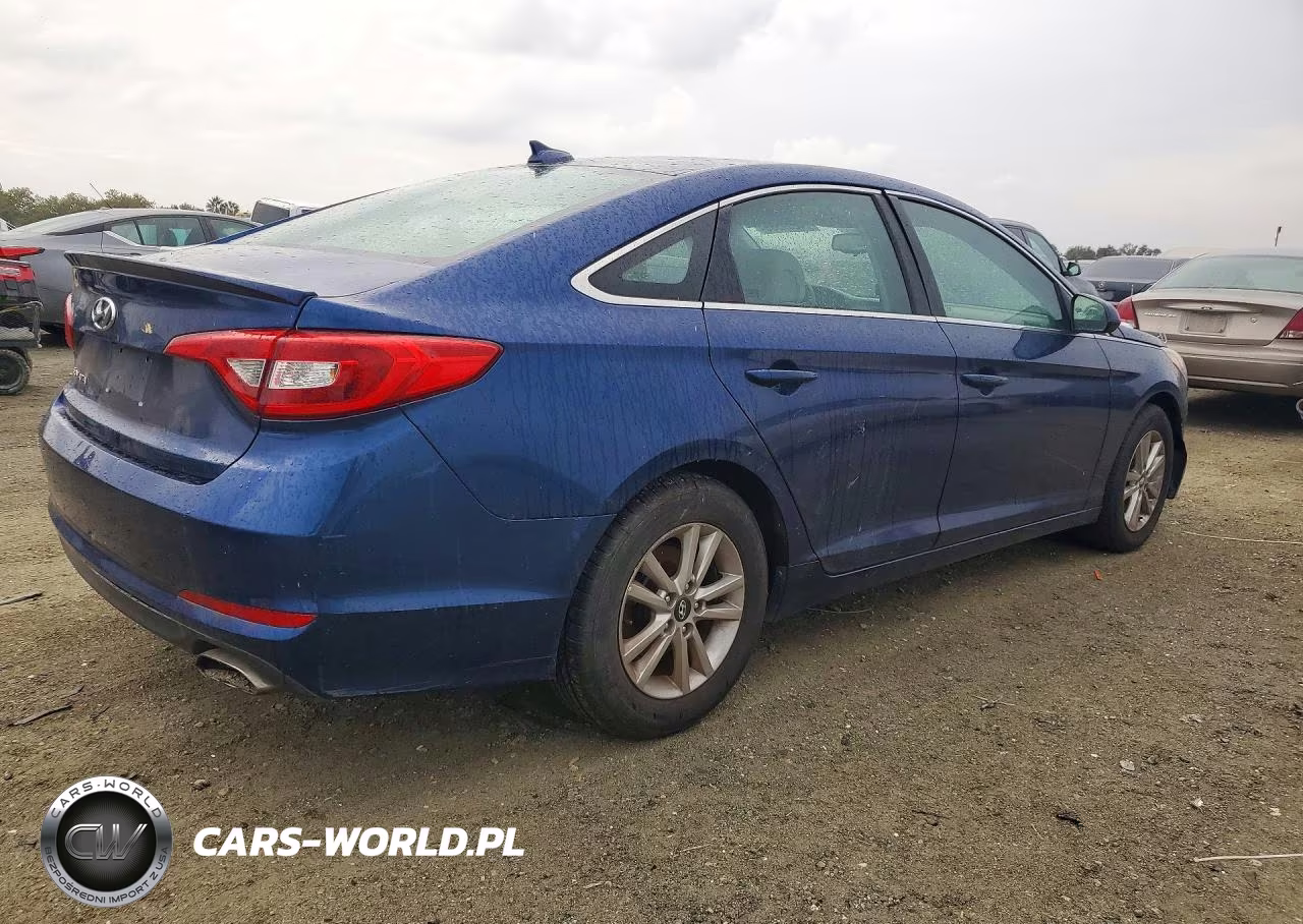 2016 Hyundai Sonata Se VIN:5NPE24AF2GH366212 - 3