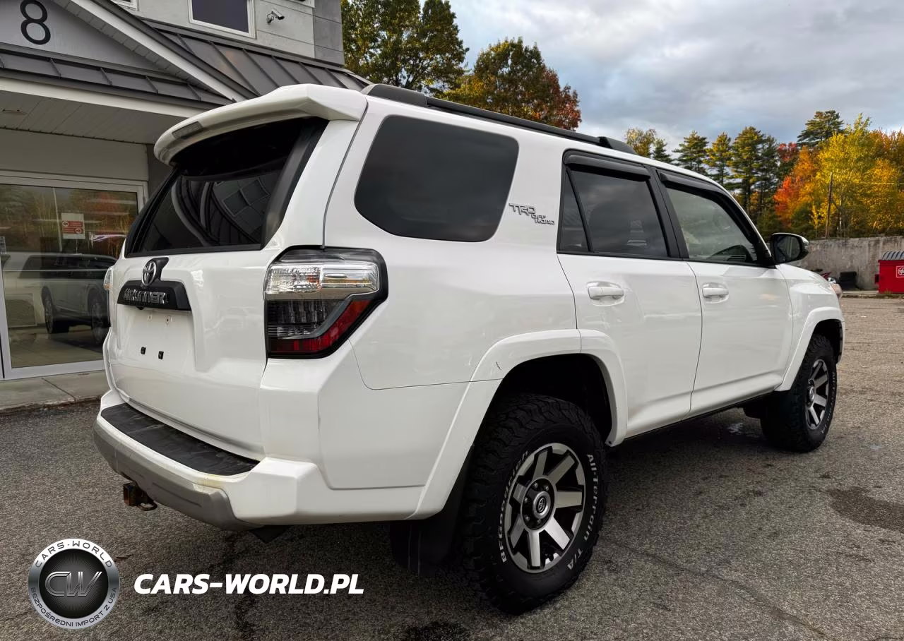 2019 Toyota 4Runner Trd Off Road Premium VIN:JTEBU5JR1K5632241 - 4