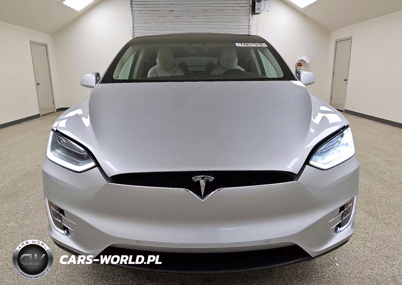 2018 Tesla Model X VIN:5YJXCBE20JF112991 - 5