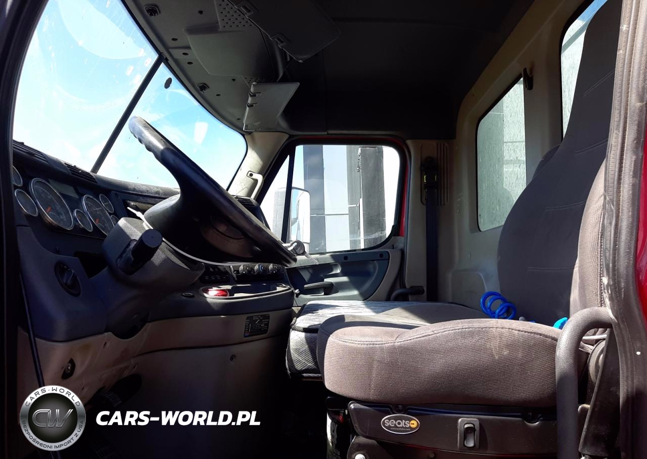 2018 Freightliner Cascadia 113 VIN:3AKJGBDV1JDJV7877 - 5
