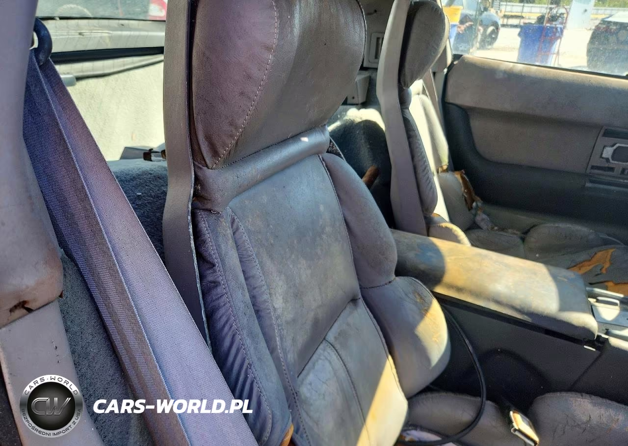 1991 Chevrolet Corvette VIN:1G1YY2387M5109596 - 10