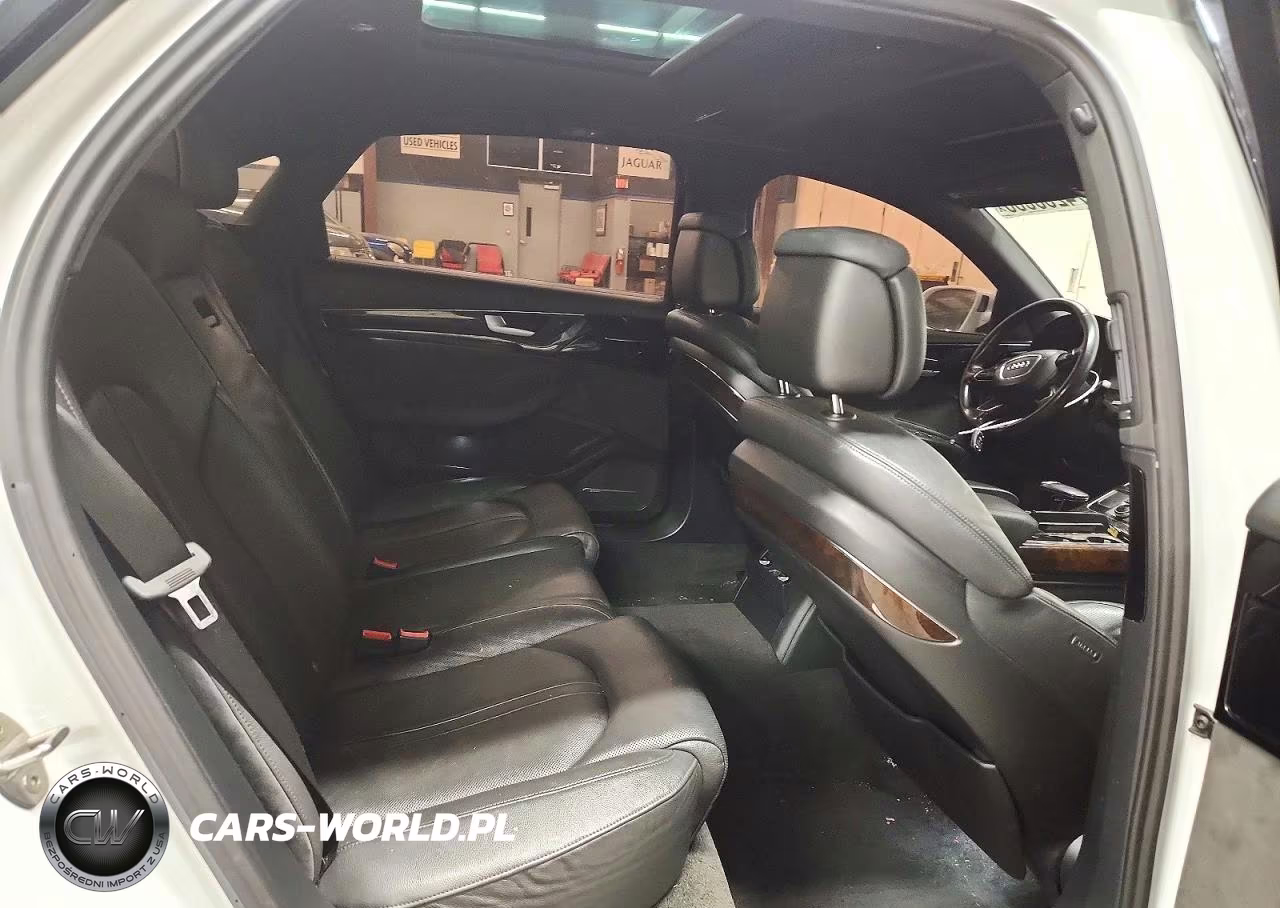 2015 Audi A8 L Quattro VIN:WAU3GAFD5FN018995 - 10