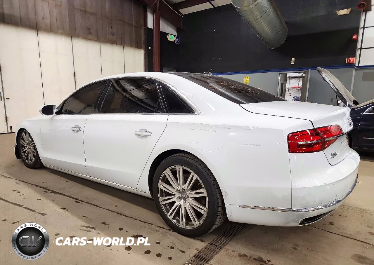 2015 Audi A8 L Quattro VIN:WAU3GAFD5FN018995 - 2
