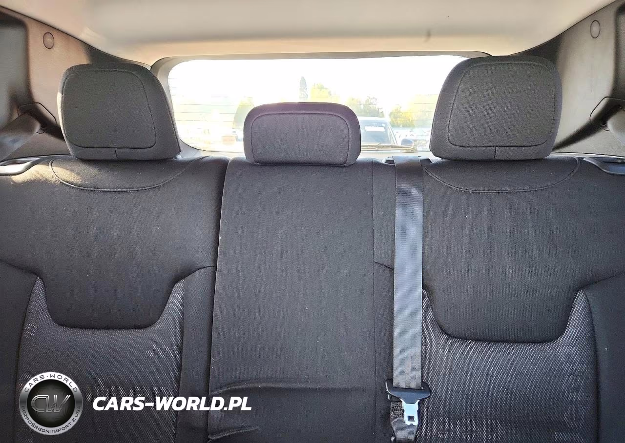 2016 Jeep Renegade Sport VIN:ZACCJBAW6GPE03123 - 10