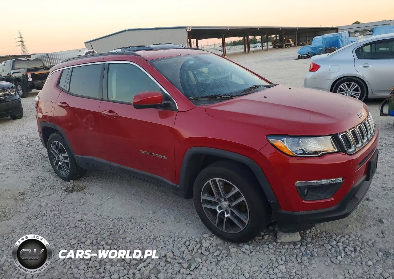 2017 Jeep Compass Latitude VIN:3C4NJCBB3HT652936 - 4