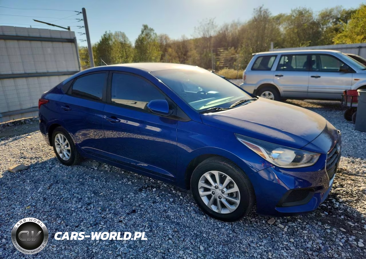 2018 Hyundai Accent Sel VIN:3KPC24A32JE018399 - 4
