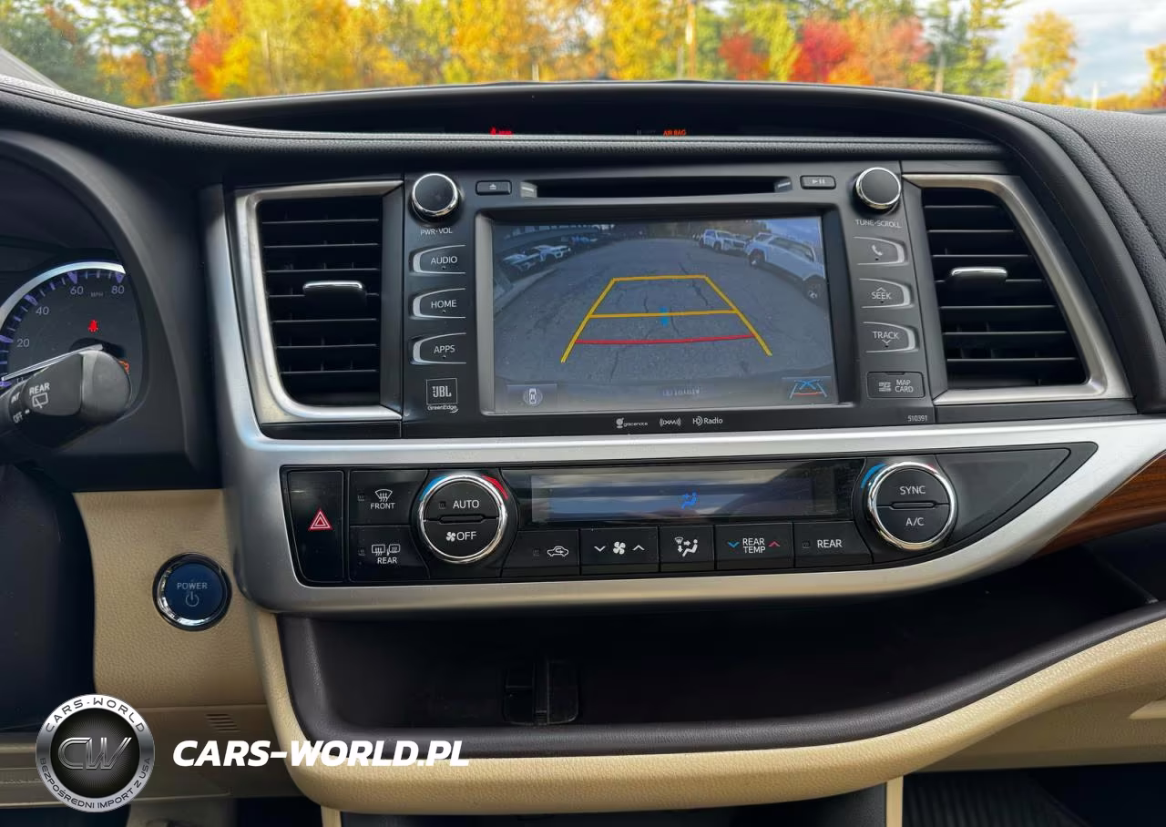 2019 Toyota Highlander Hybrid Limited Platinum VIN:5TDDGRFH2KS053684 - 12