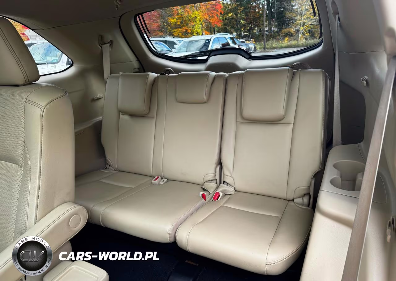 2019 Toyota Highlander Hybrid Limited Platinum VIN:5TDDGRFH2KS053684 - 13