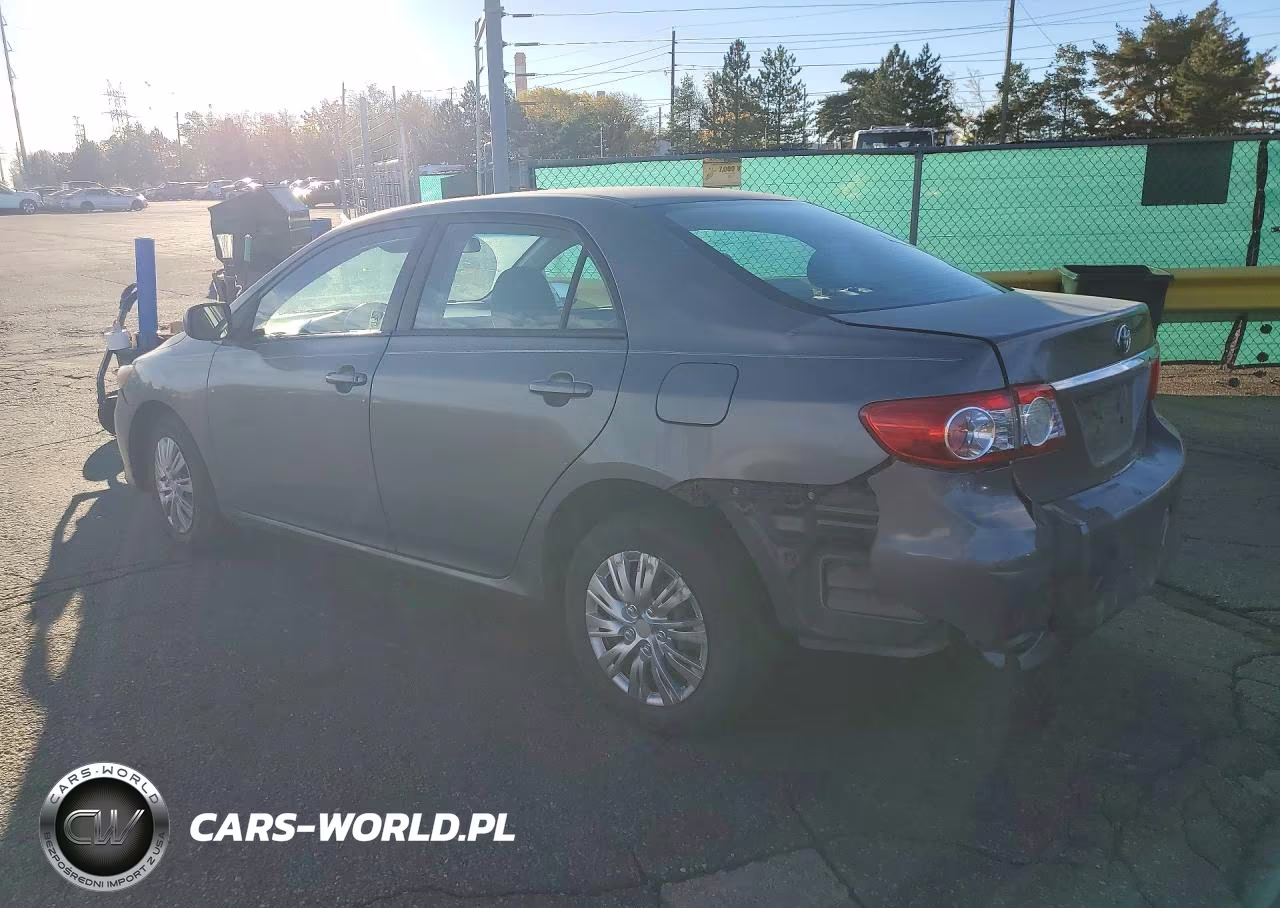 2011 Toyota Corolla Le VIN:2T1BU4EE4BC550142 - 2