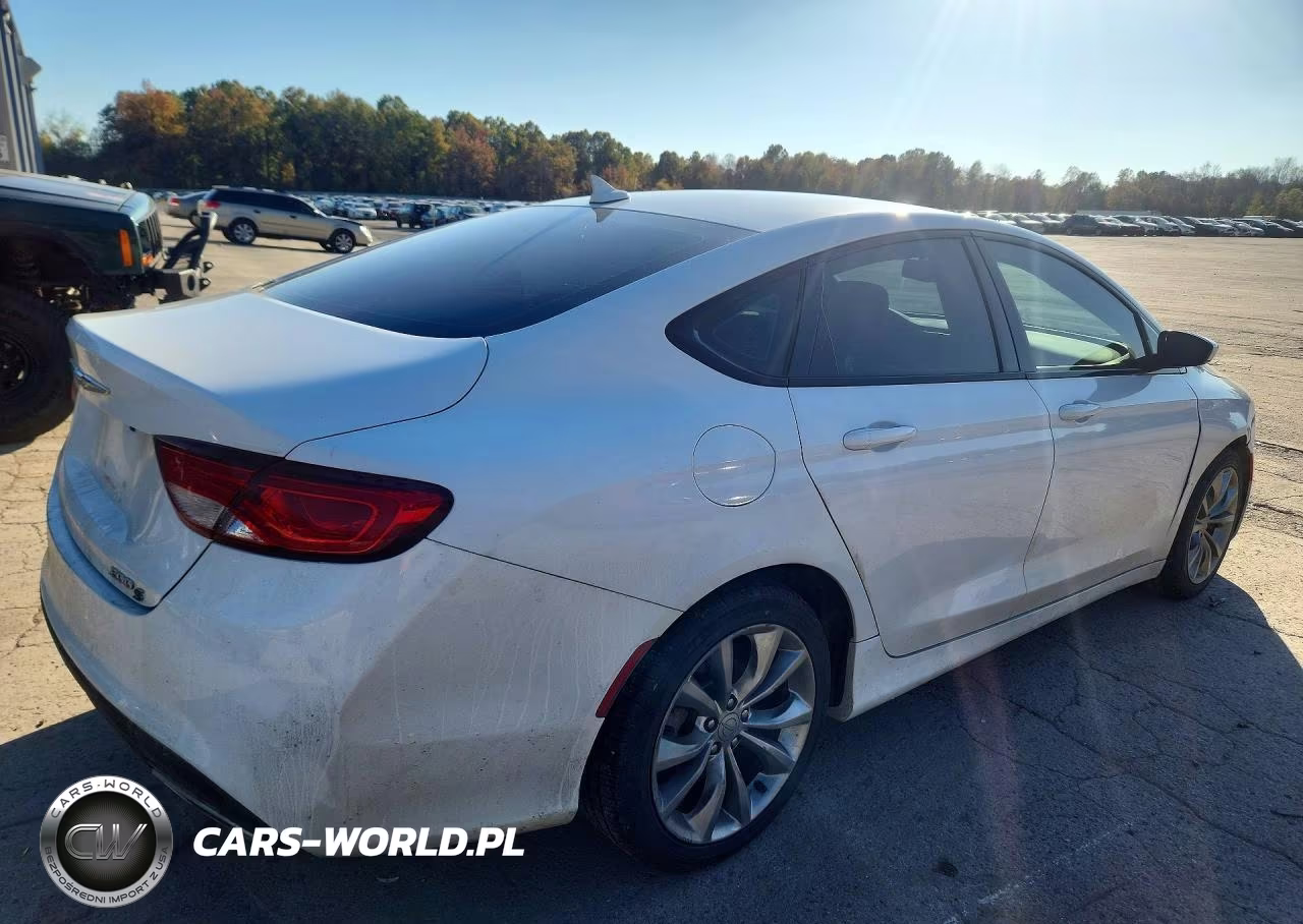 2015 Chrysler 200 S VIN:1C3CCCDG1FN683663 - 3