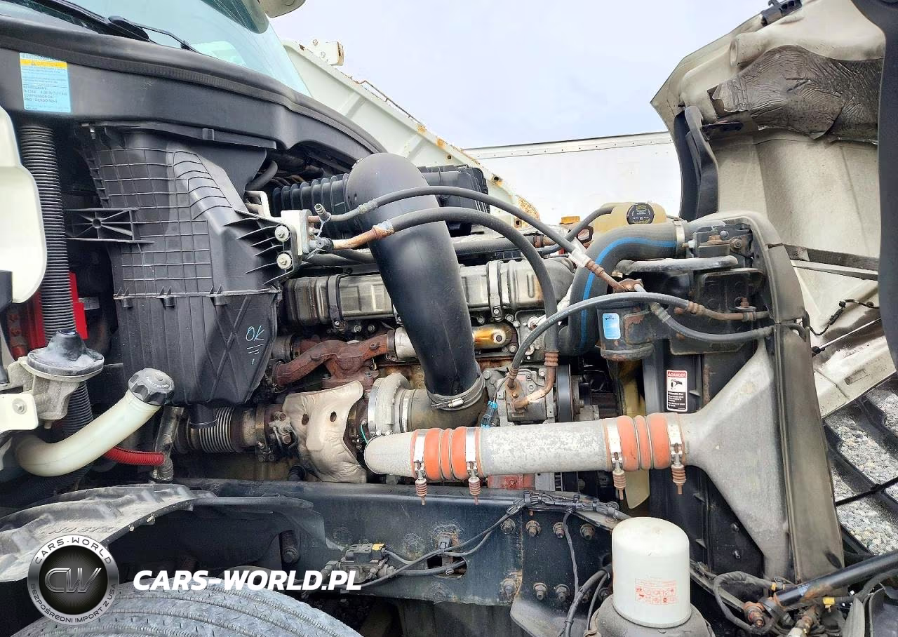 2018 Freightliner Cascadia 126 VIN:3AKJHHDRXJSJR0388 - 11