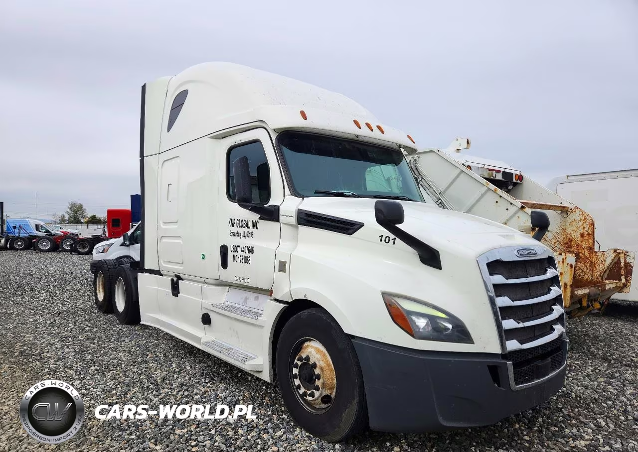 2018 Freightliner Cascadia 126 VIN:3AKJHHDRXJSJR0388 - 4