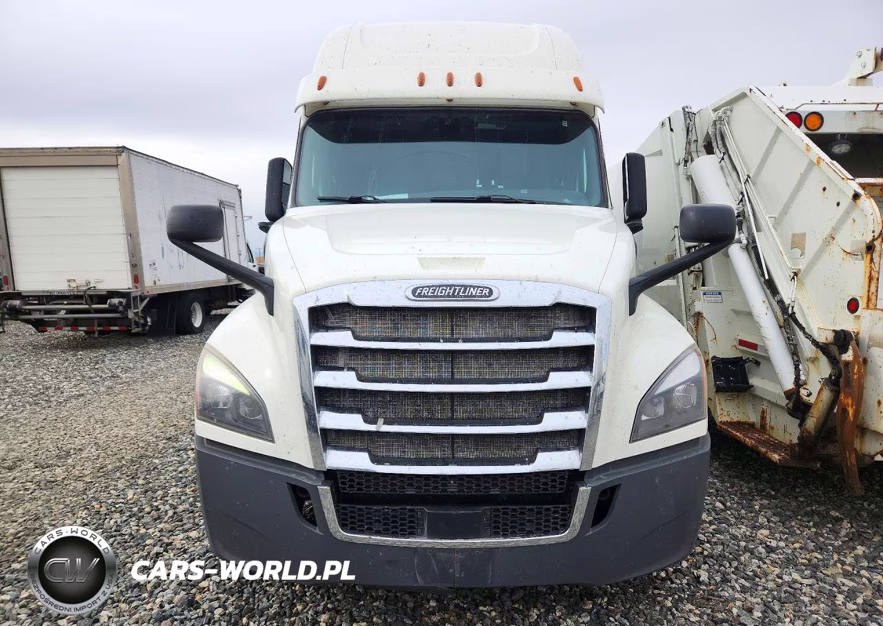 2018 Freightliner Cascadia 126 VIN:3AKJHHDRXJSJR0388 - 5