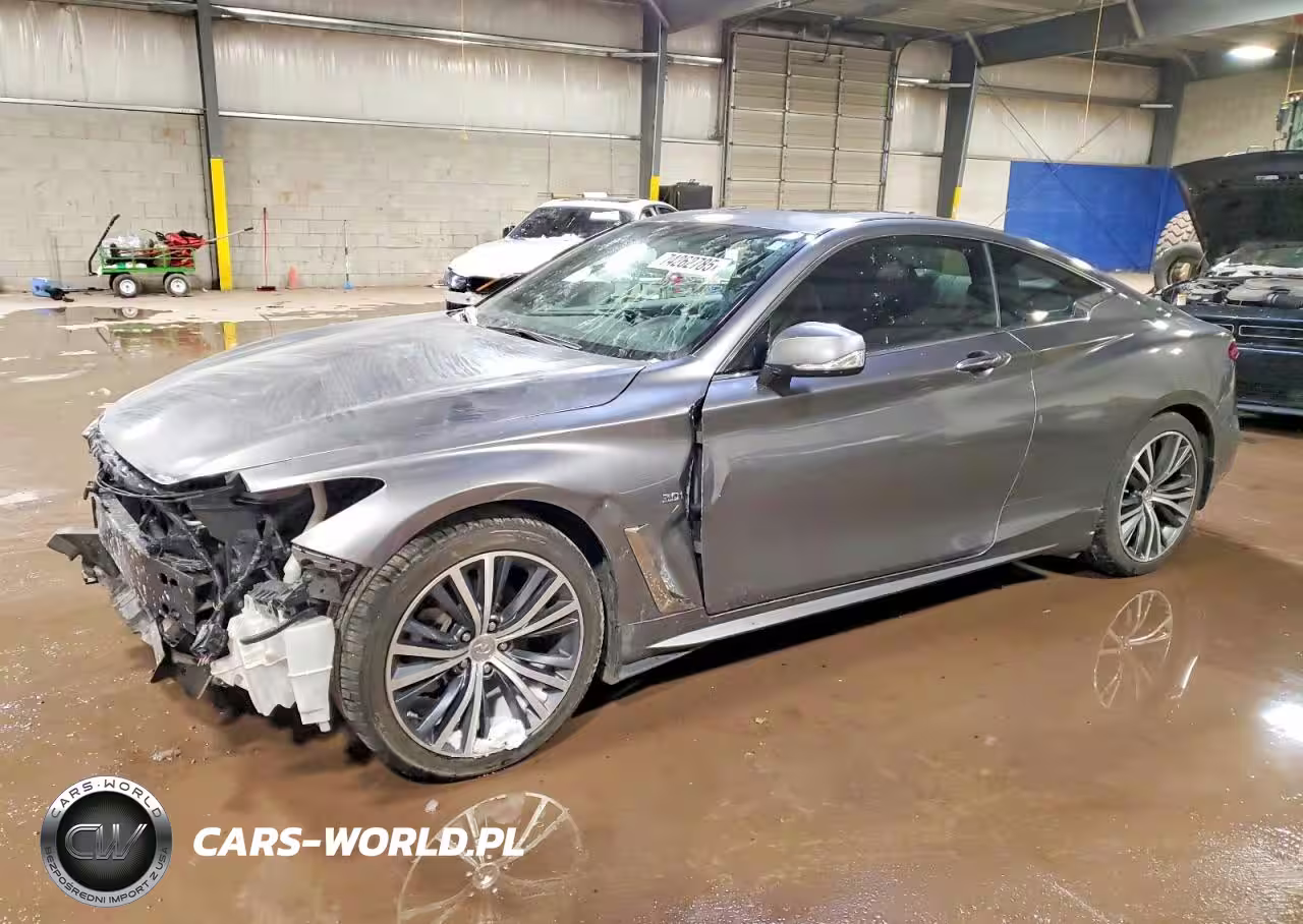 2018 Infiniti Q60 Luxe 300