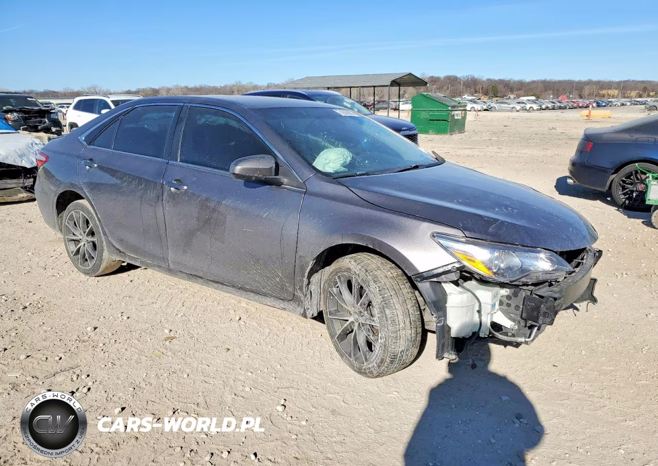 2017 Toyota Camry Le VIN:4T1BF1FKXHU694704 - 4