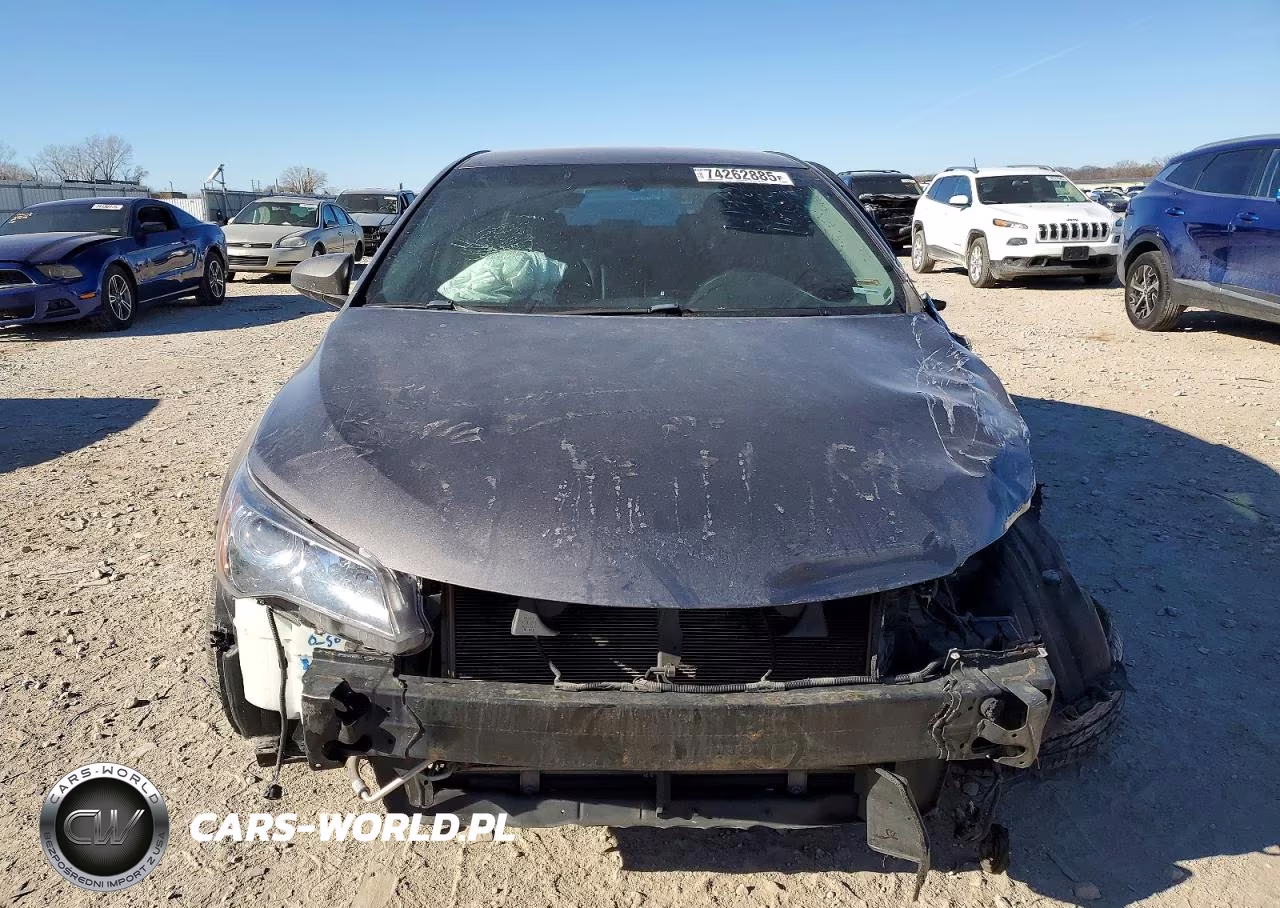 2017 Toyota Camry Le VIN:4T1BF1FKXHU694704 - 5