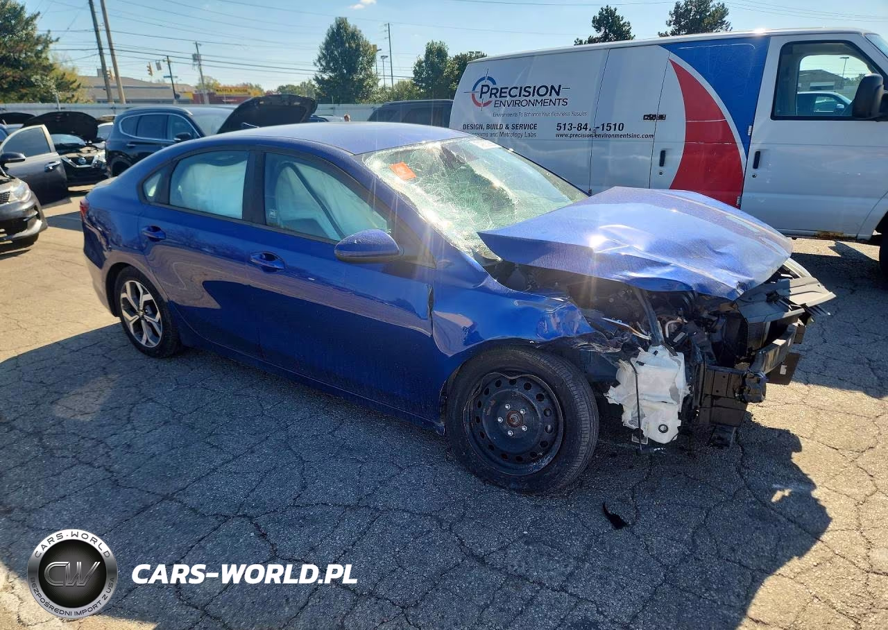 2019 Kia Forte Lxs VIN:3KPF24AD2KE136153 - 4