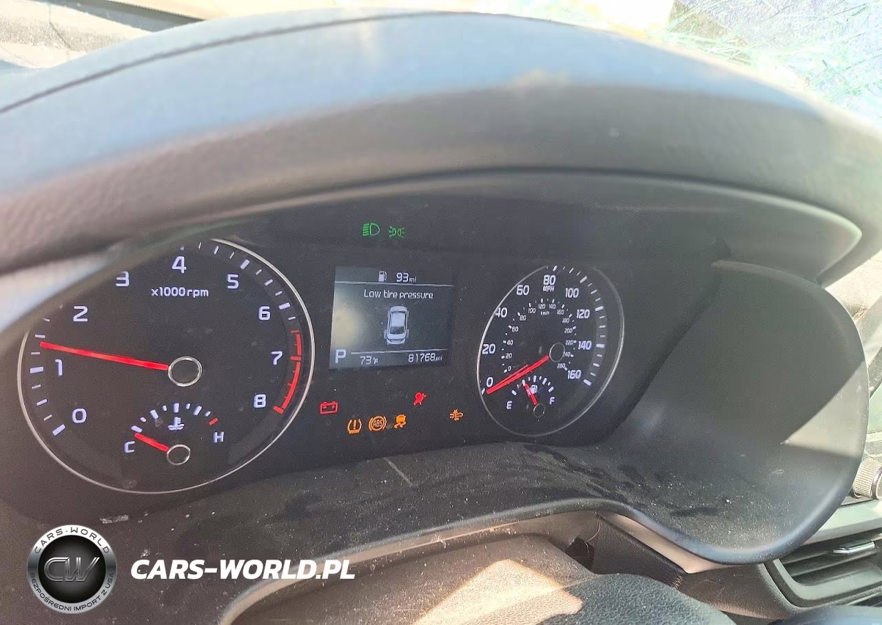 2019 Kia Forte Lxs VIN:3KPF24AD2KE136153 - 9