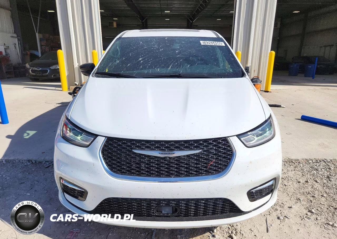 2026 Chrysler Pacifica Limited VIN:2C4RC1GG8TR200268 - 5