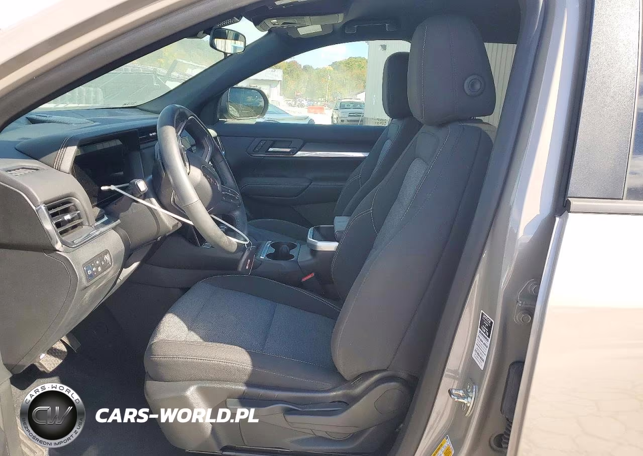 2026 GMC Terrain Elevation VIN:3GKALUEGXTL320205 - 7