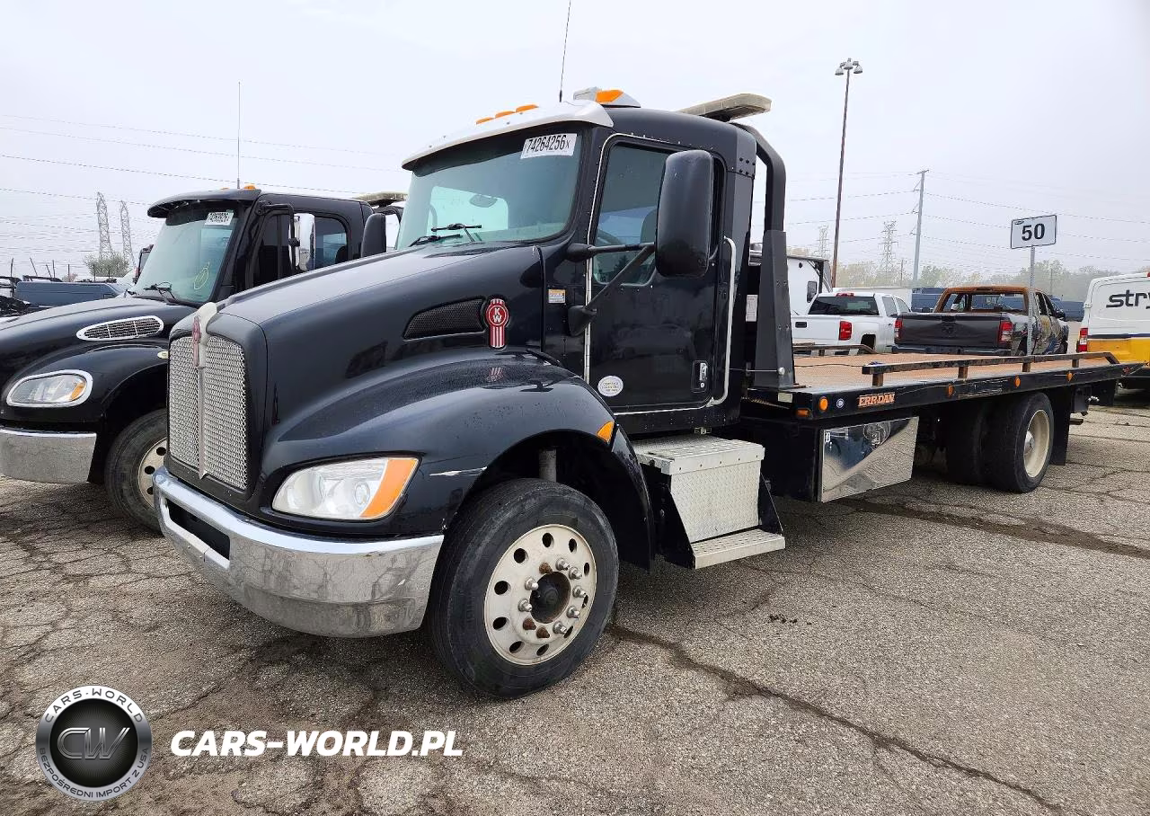 2017 Kenworth Construction T270
