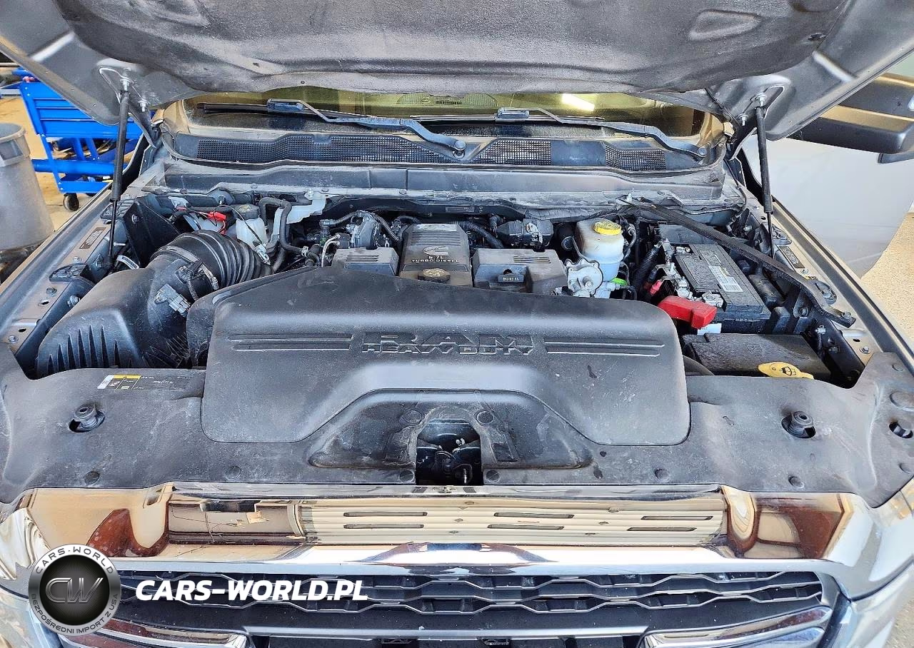 RAM 2500 TRADE VIN:3C6UR5CL6NG394415 - 11
