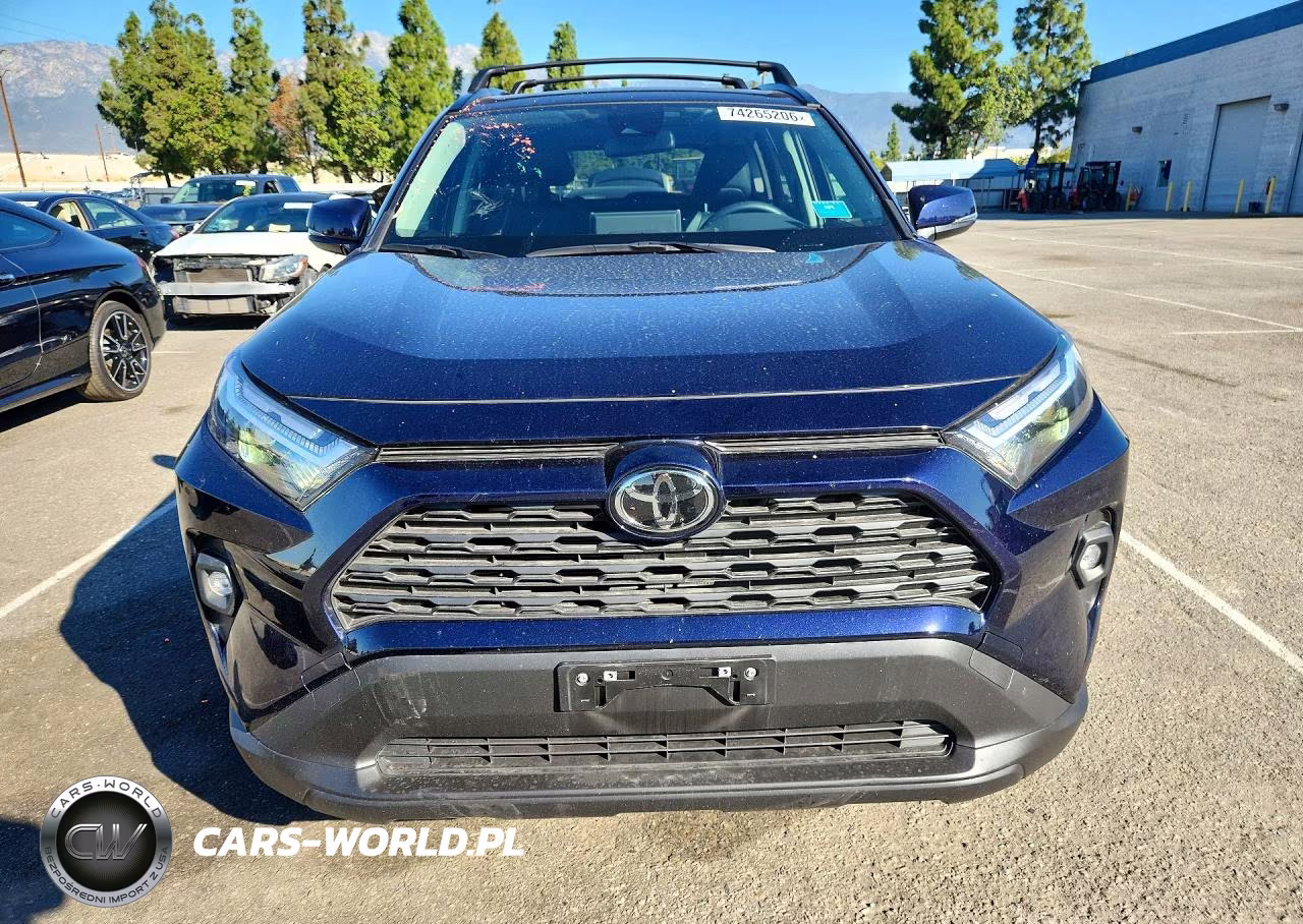 2025 Toyota Rav4 Xle Premium VIN:JTMA1RFV1SJ046359 - 5