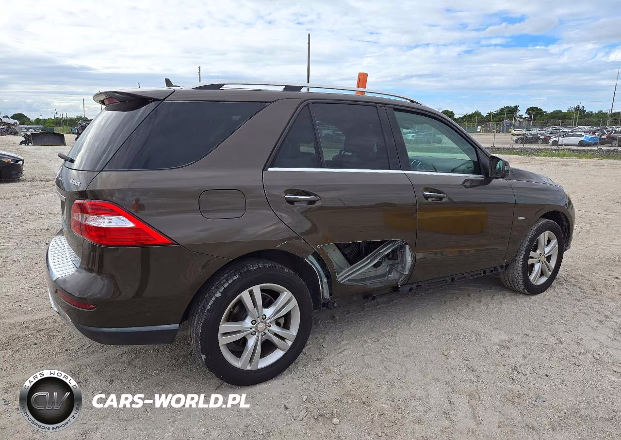 2012 Mercedes-Benz Ml 350 4Matic VIN:4JGDA5HB8CA023294 - 3