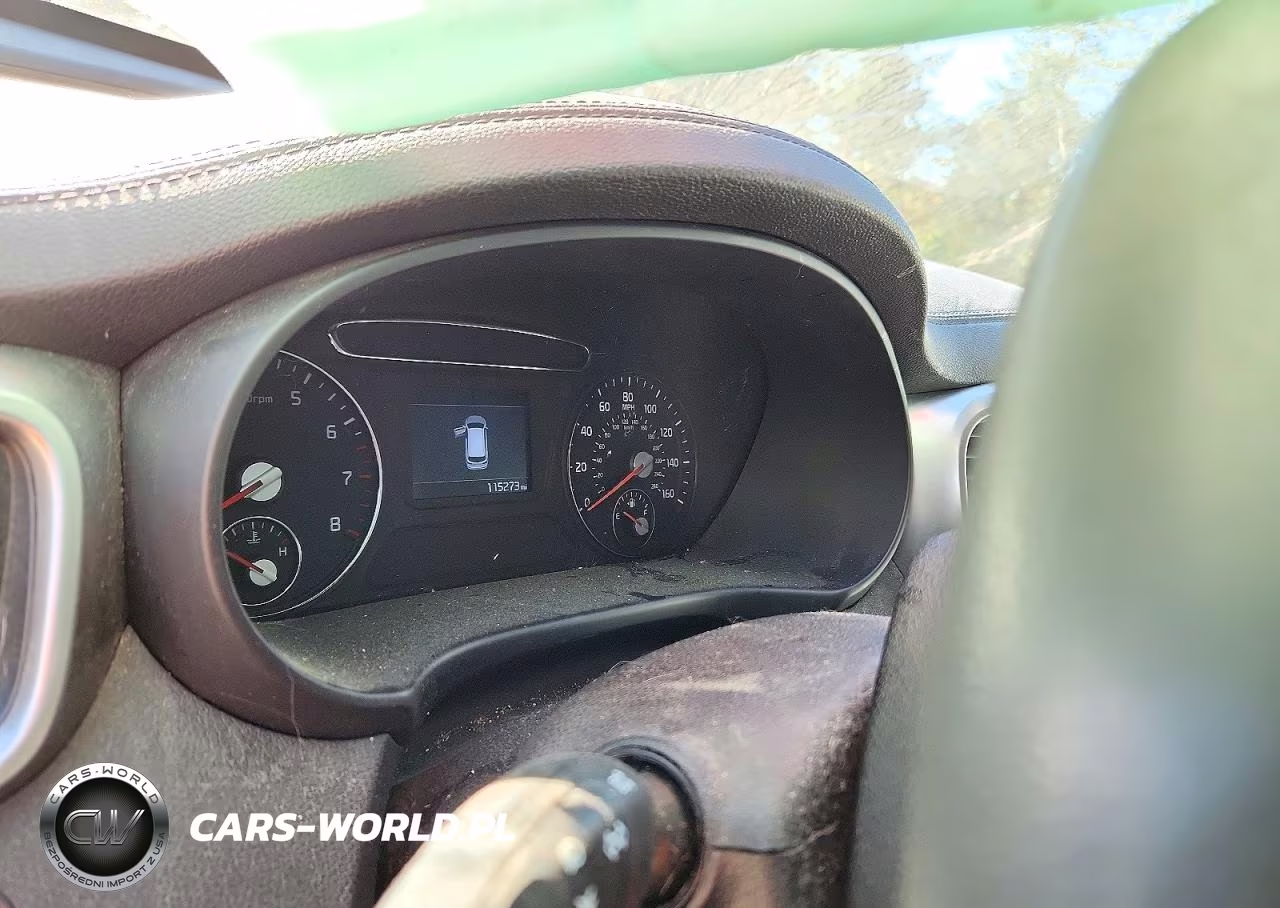 2020 Kia Sorento S VIN:5XYPG4A59LG664193 - 9
