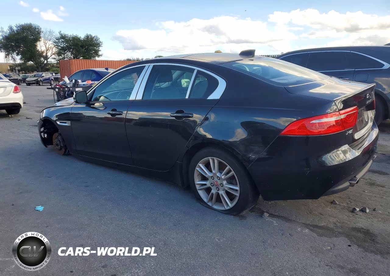 2018 Jaguar Xe Premium VIN:SAJAD4FXXJCP23487 - 2