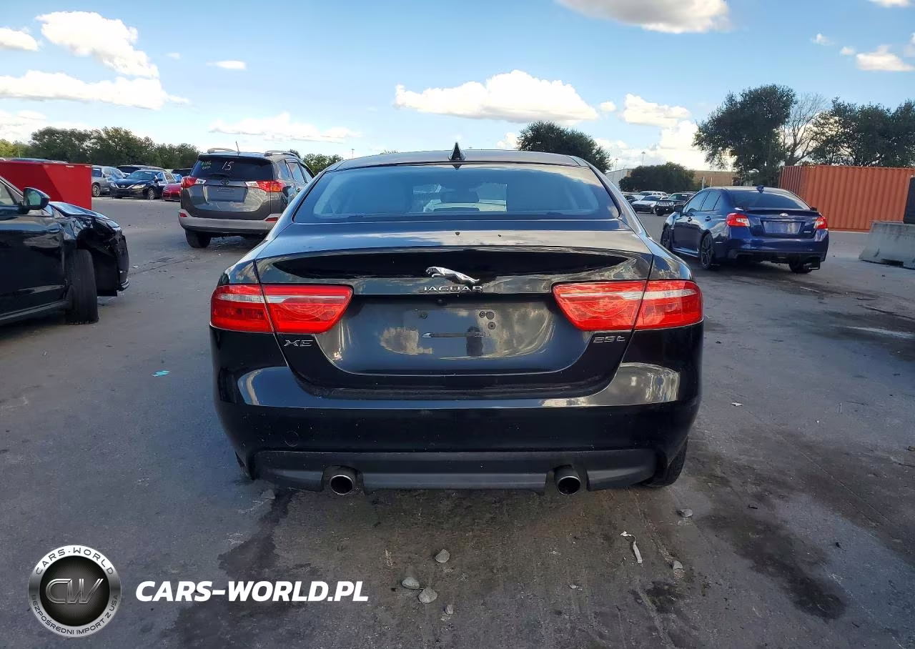 2018 Jaguar Xe Premium VIN:SAJAD4FXXJCP23487 - 6