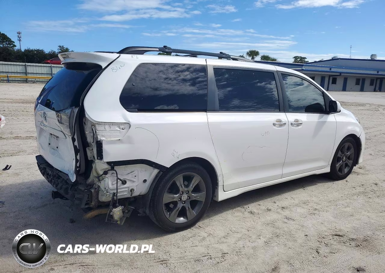2015 Toyota Sienna Sport VIN:5TDXK3DCXFS640222 - 3