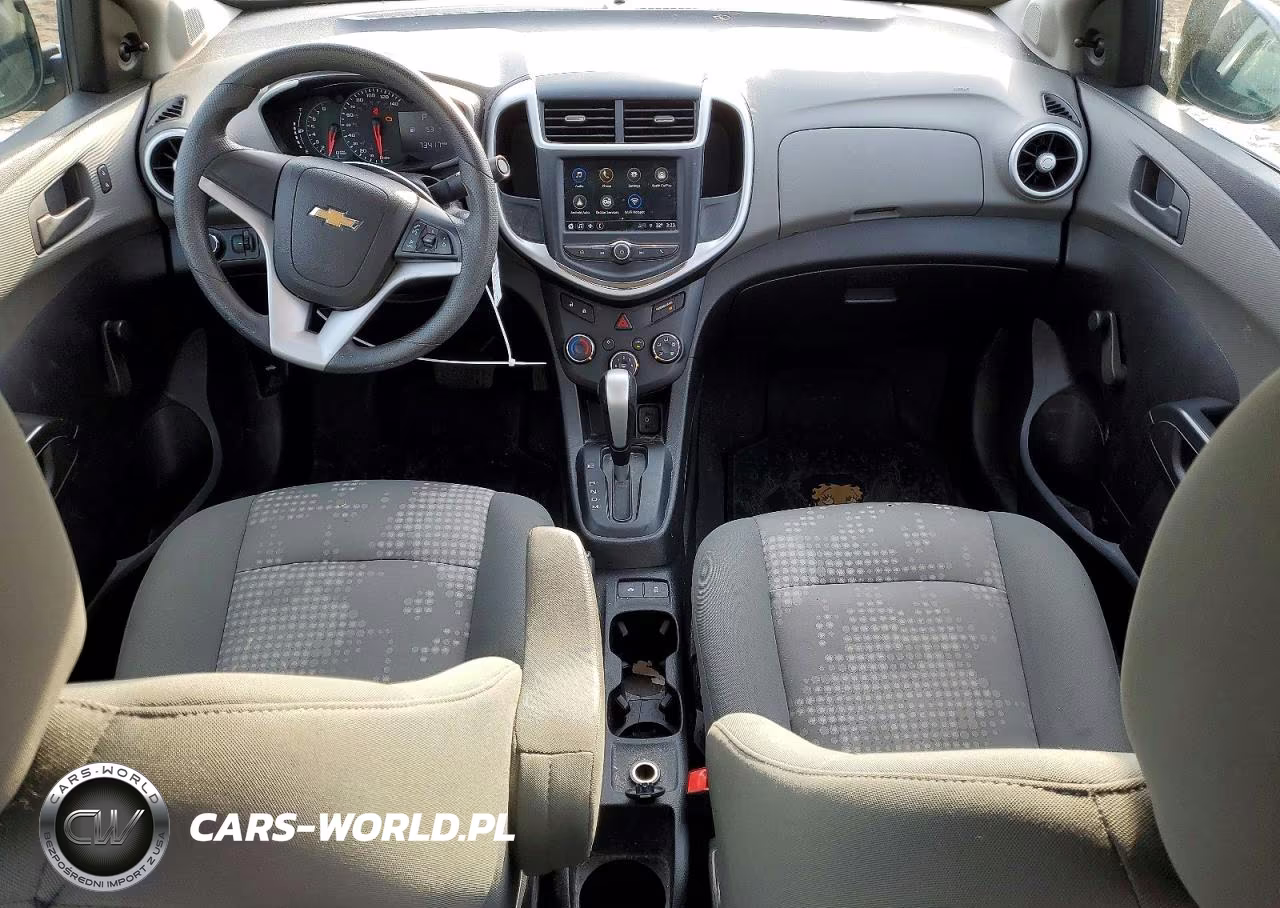 2018 Chevrolet Sonic Ls VIN:1G1JB5SG4J4110722 - 8