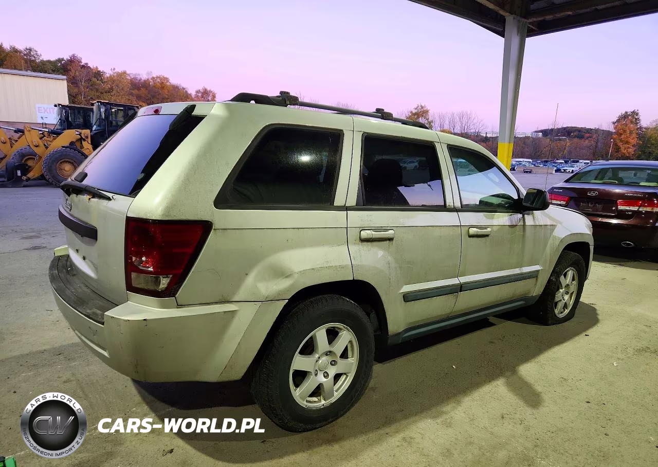 2008 Jeep Grand Cherokee Laredo VIN:1J8GR48K78C210227 - 3