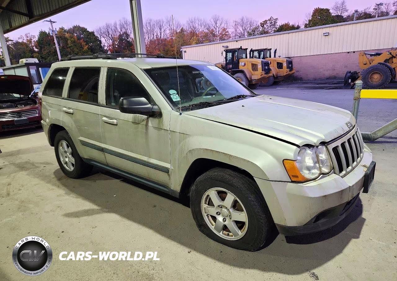 2008 Jeep Grand Cherokee Laredo VIN:1J8GR48K78C210227 - 4