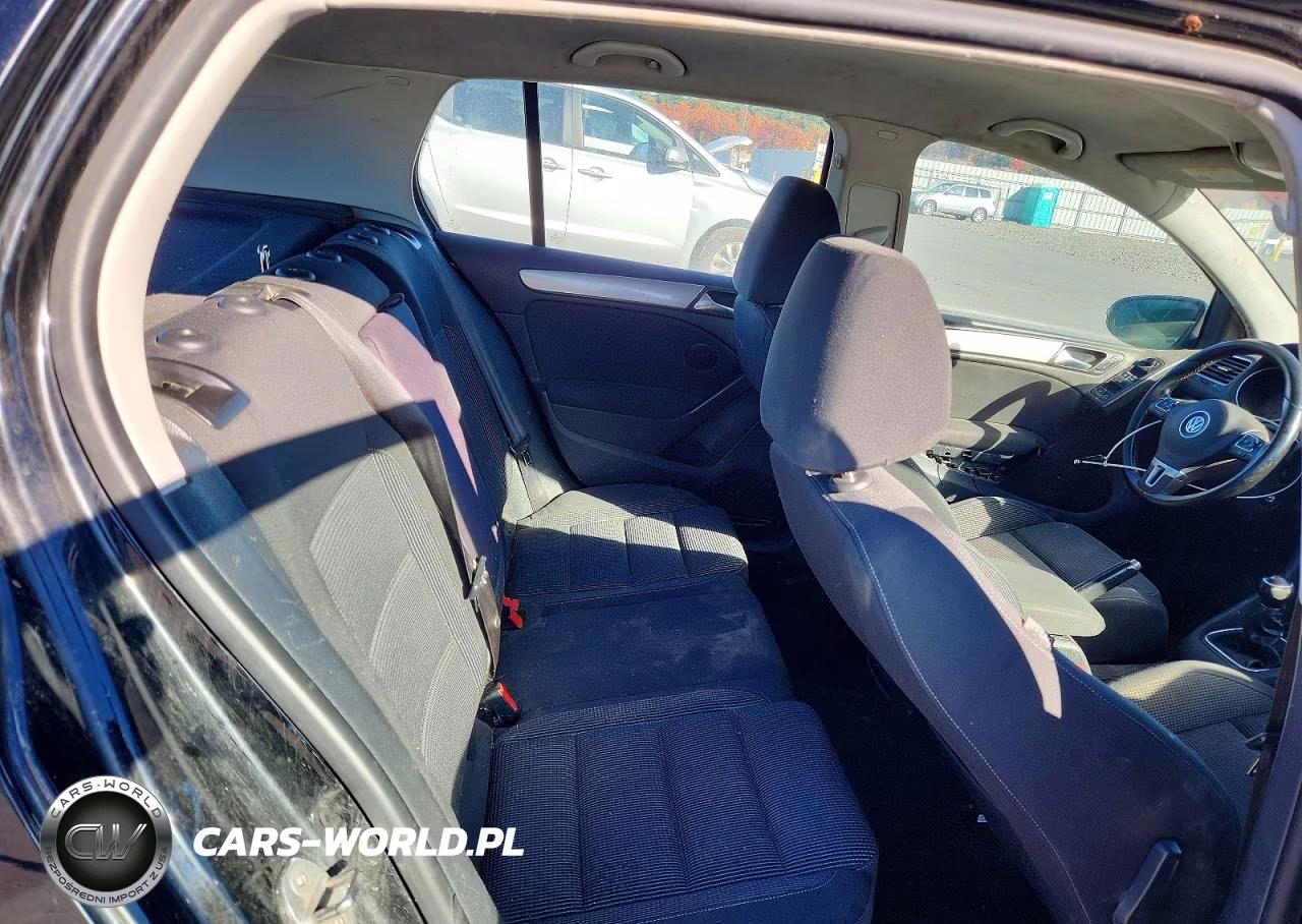 2014 Volkswagen Golf VIN:WVWNM7AJ3EW003523 - 10