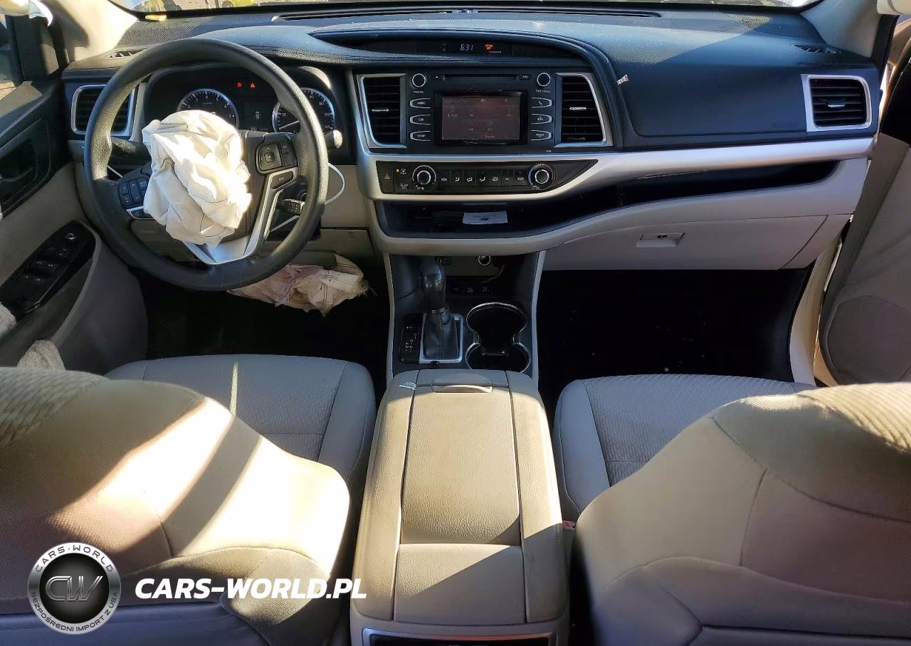 2015 Toyota Highlander Le VIN:5TDBKRFH7FS089849 - 8